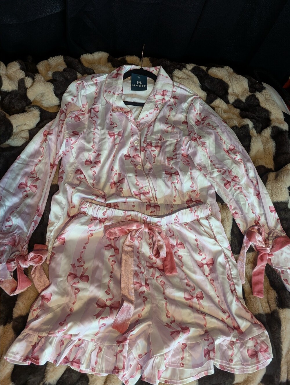 Habit Pink Ribbon Print Satin Pajama Set